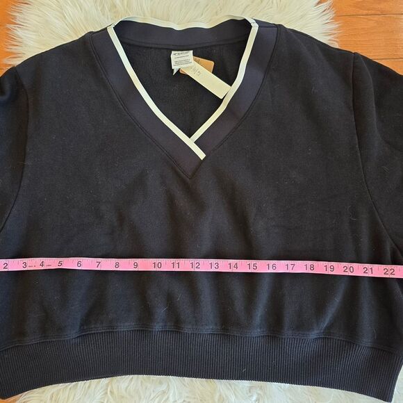 PINK Victoria's Secret Black V-Neck Sweater - Picture 3 of 4